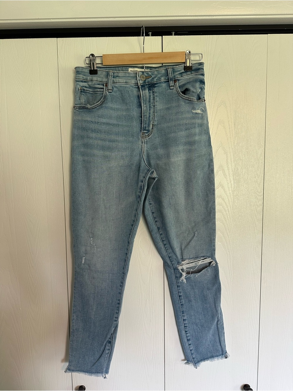 Abercrombie Light Blue Super Skinny High Rise Curve Love Women’s Jeans